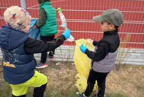 Dzik nie świni w lesie. A ty? W naturę z kulturą.